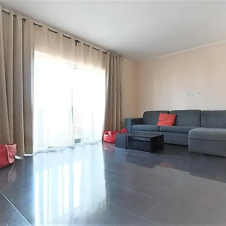 Апартаменты Rocha Tower 11C-11E