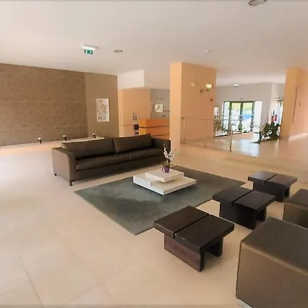 Rocha Tower 11C-11E *