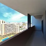 Rocha Tower 11c-11e דירה