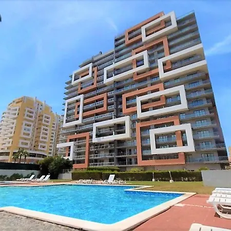 Rocha Tower 11c-11e