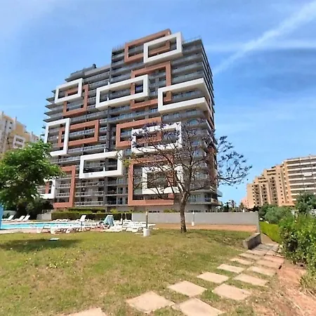 Apartment Rocha Tower 11c-11e