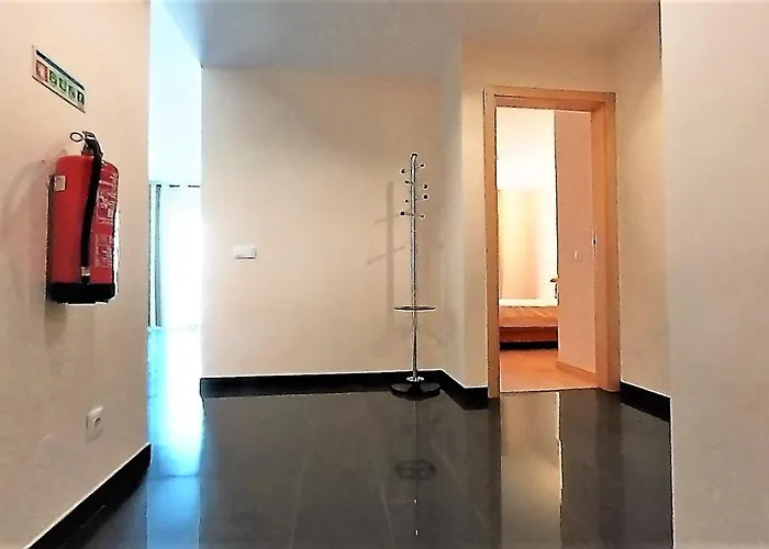 Rocha Tower 11c-11e *