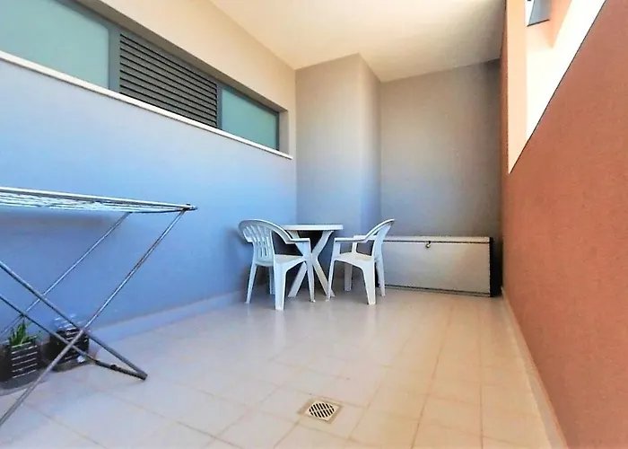 Rocha Tower 11c-11e *