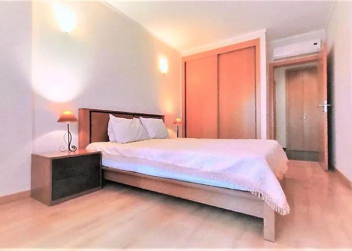 Rocha Tower 11c-11e Portimão