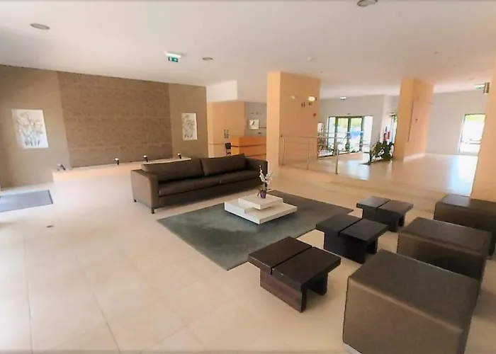 Rocha Tower 11c-11e *