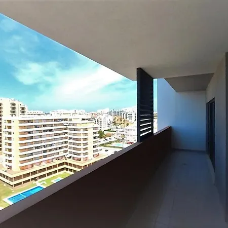 Rocha Tower 11c-11e Apartmán